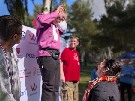 Pierwszy Regionalny Mityng w Biegach Przełajowych Olimpiad Specjalnych w Powiecie Gnieźnie